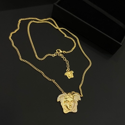 Cheap Versace Necklace For Women #964604 Replica Wholesale [$36.00 USD] [ITEM#964604] on Replica Versace Necklaces