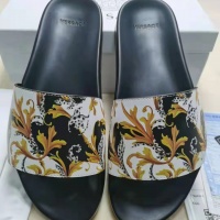 Versace Slippers For Women #956323