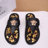 Versace Slippers For Men #958476