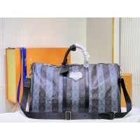 Louis Vuitton Travel Bags #963522