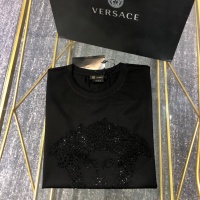 Cheap Versace T-Shirts Short Sleeved For Unisex #963885 Replica Wholesale [$60.00 USD] [ITEM#963885] on Replica Versace T-Shirts