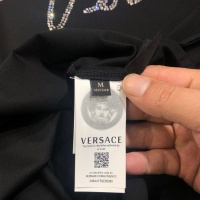Cheap Versace T-Shirts Short Sleeved For Unisex #963890 Replica Wholesale [$60.00 USD] [ITEM#963890] on Replica Versace T-Shirts