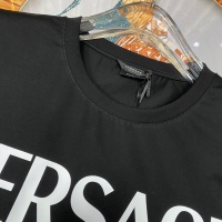 Cheap Versace T-Shirts Short Sleeved For Unisex #963897 Replica Wholesale [$60.00 USD] [ITEM#963897] on Replica Versace T-Shirts