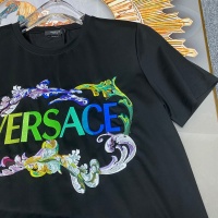 Cheap Versace T-Shirts Short Sleeved For Unisex #963973 Replica Wholesale [$68.00 USD] [ITEM#963973] on Replica Versace T-Shirts