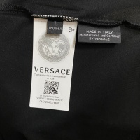 Cheap Versace T-Shirts Short Sleeved For Unisex #963977 Replica Wholesale [$68.00 USD] [ITEM#963977] on Replica Versace T-Shirts