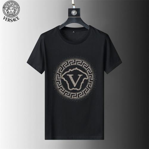 Cheap Versace T-Shirts Short Sleeved For Men #966502 Replica Wholesale [$32.00 USD] [ITEM#966502] on Replica Versace T-Shirts