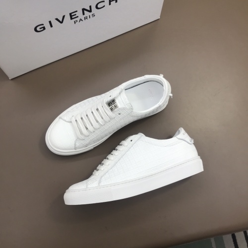 Cheap Givenchy Casual Shoes For Men #968199 Replica Wholesale [$125.00 USD] [ITEM#968199] on Replica Givenchy Casual Shoes