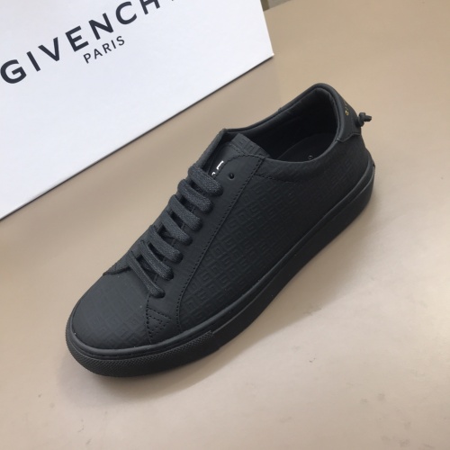 Cheap Givenchy Casual Shoes For Women #968201 Replica Wholesale [$125.00 USD] [ITEM#968201] on Replica Givenchy Casual Shoes