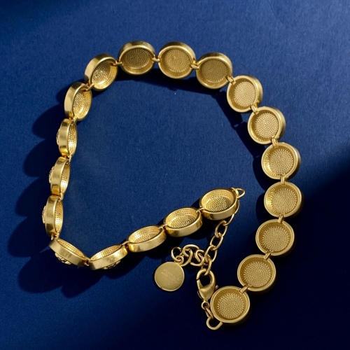 Cheap Versace Necklace For Women #969073 Replica Wholesale [$39.00 USD] [ITEM#969073] on Replica Versace Necklaces