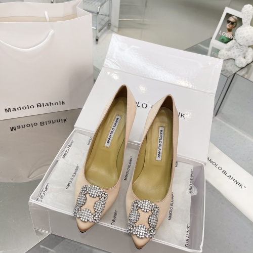 Cheap Manolo Blahnik High-Heeled Shoes For Women #969772 Replica Wholesale [$92.00 USD] [ITEM#969772] on Replica Manolo Blahnik High-Heeled Shoes