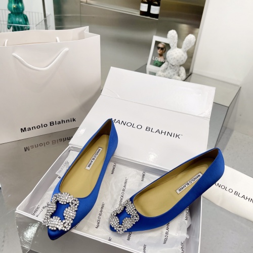 Cheap Manolo Blahnik Flat Shoes For Women #969794 Replica Wholesale [$85.00 USD] [ITEM#969794] on Replica Manolo Blahnik Flat Shoes