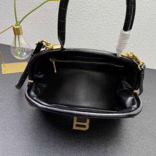 Cheap Balenciaga AAA Quality Handbags For Women #971653 Replica Wholesale [$112.00 USD] [ITEM#971653] on Replica Balenciaga AAA Quality Handbags