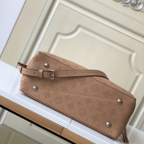 Cheap Louis Vuitton AAA Quality Handbags For Women #971747 Replica Wholesale [$247.93 USD] [ITEM#971747] on Replica Louis Vuitton AAA Quality Handbags