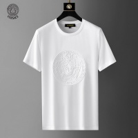 Cheap Versace Tracksuits Short Sleeved For Men #966859 Replica Wholesale [$60.00 USD] [ITEM#966859] on Replica Versace Tracksuits