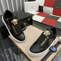 Versace Casual Shoes For Men #969938