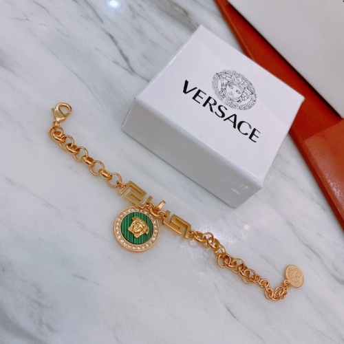Cheap Versace Bracelet For Women #973617 Replica Wholesale [$34.00 USD] [ITEM#973617] on Replica Versace Bracelets