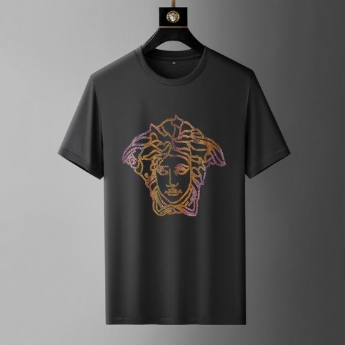 Cheap Versace T-Shirts Short Sleeved For Men #974305 Replica Wholesale [$36.00 USD] [ITEM#974305] on Replica Versace T-Shirts