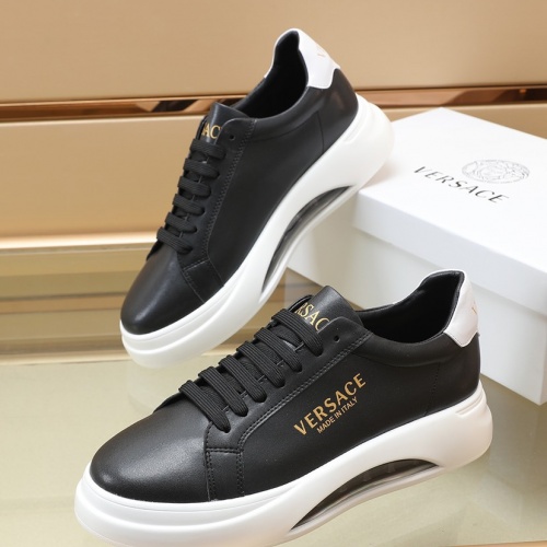 Cheap Versace Casual Shoes For Men #974980 Replica Wholesale [$80.00 USD] [ITEM#974980] on Replica Versace Casual Shoes