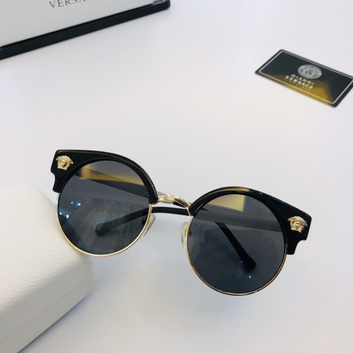 Cheap Versace AAA Quality Sunglasses #975314 Replica Wholesale [$45.00 USD] [ITEM#975314] on Replica Versace AAA Quality Sunglasses