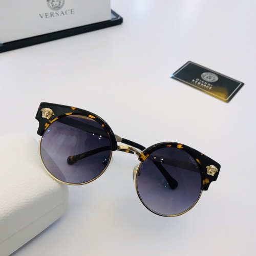 Cheap Versace AAA Quality Sunglasses #975315 Replica Wholesale [$45.00 USD] [ITEM#975315] on Replica Versace AAA Quality Sunglasses