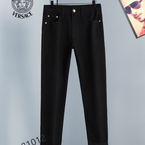 Cheap Versace Jeans For Men #975837 Replica Wholesale [$42.00 USD] [ITEM#975837] on Replica Versace Jeans