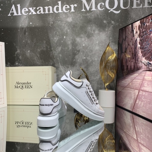 Cheap Alexander McQueen Shoes For Women #976229 Replica Wholesale [$108.00 USD] [ITEM#976229] on Replica Alexander McQueen Casual Shoes