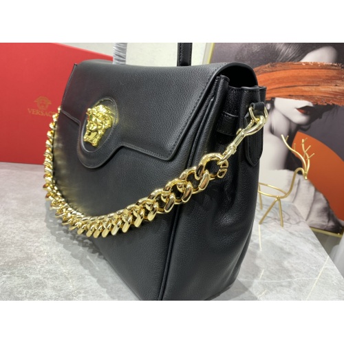Cheap Versace AAA Quality Handbags For Women #976980 Replica Wholesale [$170.00 USD] [ITEM#976980] on Replica Versace AAA Quality Handbags