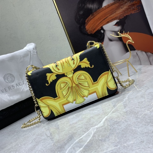 Cheap Versace AAA Quality Messenger Bags For Women #976999 Replica Wholesale [$135.00 USD] [ITEM#976999] on Replica Versace AAA Quality Messenger Bags