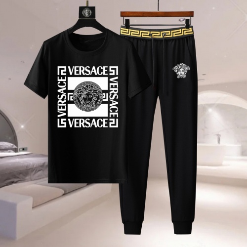 Cheap Versace Tracksuits Short Sleeved For Men #977343 Replica Wholesale [$76.00 USD] [ITEM#977343] on Replica Versace Tracksuits