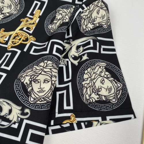Cheap Versace Shirts Short Sleeved For Men #977813 Replica Wholesale [$45.00 USD] [ITEM#977813] on Replica Versace Shirts