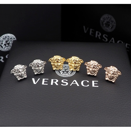 Cheap Versace Earrings For Women #977965 Replica Wholesale [$23.00 USD] [ITEM#977965] on Replica Versace Earrings