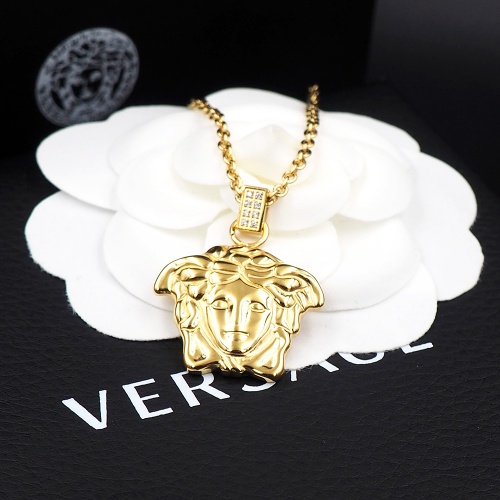 Cheap Versace Necklace #978063 Replica Wholesale [$27.00 USD] [ITEM#978063] on Replica Versace Necklaces