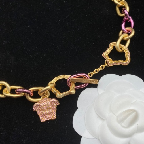 Cheap Versace Necklace #978065 Replica Wholesale [$40.00 USD] [ITEM#978065] on Replica Versace Necklaces