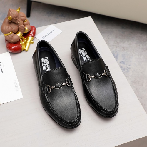 Cheap Salvatore Ferragamo Leather Shoes For Men #981309 Replica Wholesale [$82.00 USD] [ITEM#981309] on Replica Salvatore Ferragamo Leather Shoes