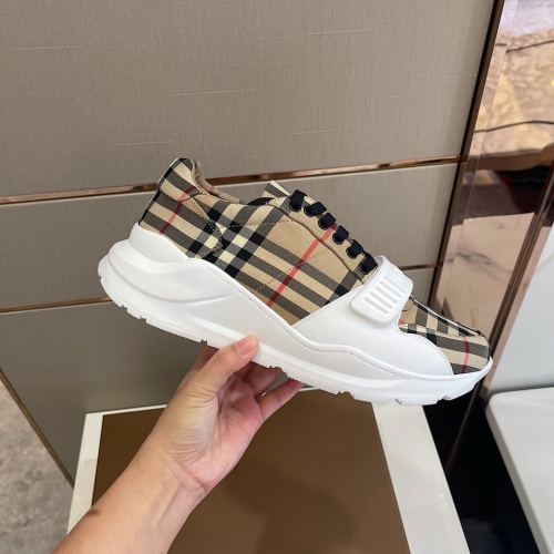 Cheap Burberry Casual Shoes For Men #982246 Replica Wholesale [$72.00 USD] [ITEM#982246] on Replica Burberry Casual Shoes