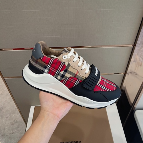 Cheap Burberry Casual Shoes For Men #982271 Replica Wholesale [$76.00 USD] [ITEM#982271] on Replica Burberry Casual Shoes