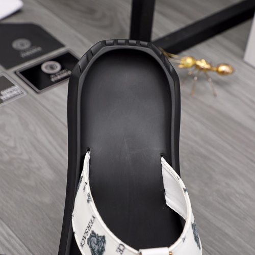 Cheap Versace Slippers For Men #984306 Replica Wholesale [$45.00 USD] [ITEM#984306] on Replica Versace Slippers