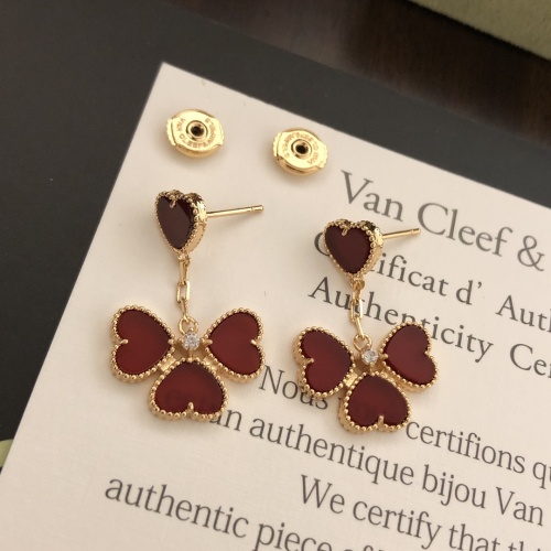 Cheap Van Cleef &amp; Arpels Earrings For Women #984631 Replica Wholesale [$32.00 USD] [ITEM#984631] on Replica Van Cleef &amp; Arpels Earrings