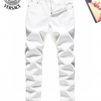 Cheap Versace Jeans For Men #975834 Replica Wholesale [$42.00 USD] [ITEM#975834] on Replica Versace Jeans