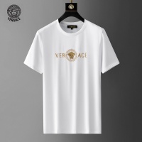 Cheap Versace Tracksuits Short Sleeved For Men #977222 Replica Wholesale [$64.00 USD] [ITEM#977222] on Replica Versace Tracksuits