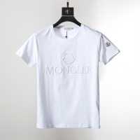 Moncler T-Shirts Short Sleeved For Men #979806