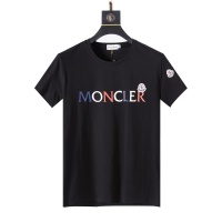 Moncler T-Shirts Short Sleeved For Men #979837