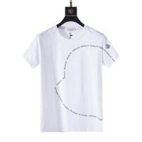 Moncler T-Shirts Short Sleeved For Men #979840