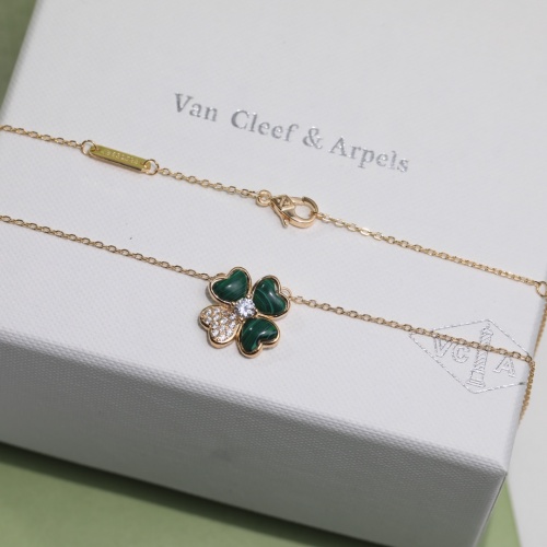 Cheap Van Cleef &amp; Arpels Necklaces For Women #984964 Replica Wholesale [$38.00 USD] [ITEM#984964] on Replica Van Cleef &amp; Arpels Necklaces