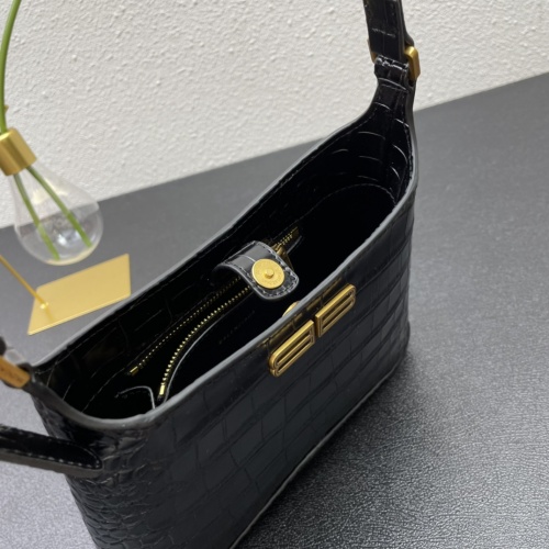 Cheap Balenciaga AAA Quality Messenger Bags For Women #987548 Replica Wholesale [$96.00 USD] [ITEM#987548] on Replica Balenciaga AAA Quality Messenger Bags