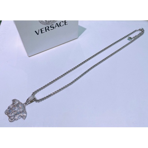 Cheap Versace Necklace #987974 Replica Wholesale [$56.00 USD] [ITEM#987974] on Replica Versace Necklaces