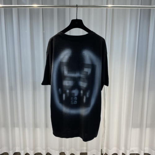 Cheap Givenchy T-Shirts Short Sleeved For Unisex #988151 Replica Wholesale [$42.00 USD] [ITEM#988151] on Replica Givenchy T-Shirts