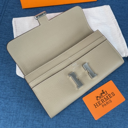 Cheap Hermes AAA Quality Wallets For Women #988875 Replica Wholesale [$56.00 USD] [ITEM#988875] on Replica Hermes AAA Quality Wallets