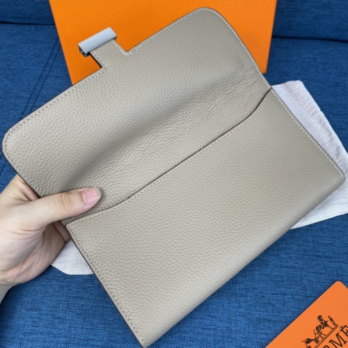 Cheap Hermes AAA Quality Wallets For Women #988875 Replica Wholesale [$56.00 USD] [ITEM#988875] on Replica Hermes AAA Quality Wallets