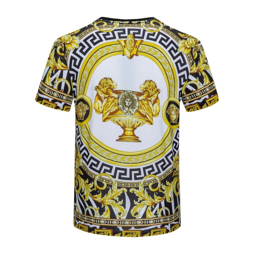 Cheap Versace Tracksuits Short Sleeved For Men #989960 Replica Wholesale [$42.00 USD] [ITEM#989960] on Replica Versace Tracksuits